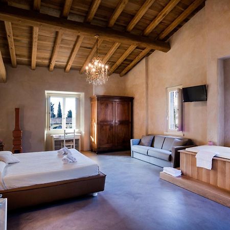 Agriturismo Pratello بادينغي سول غاردا المظهر الخارجي الصورة