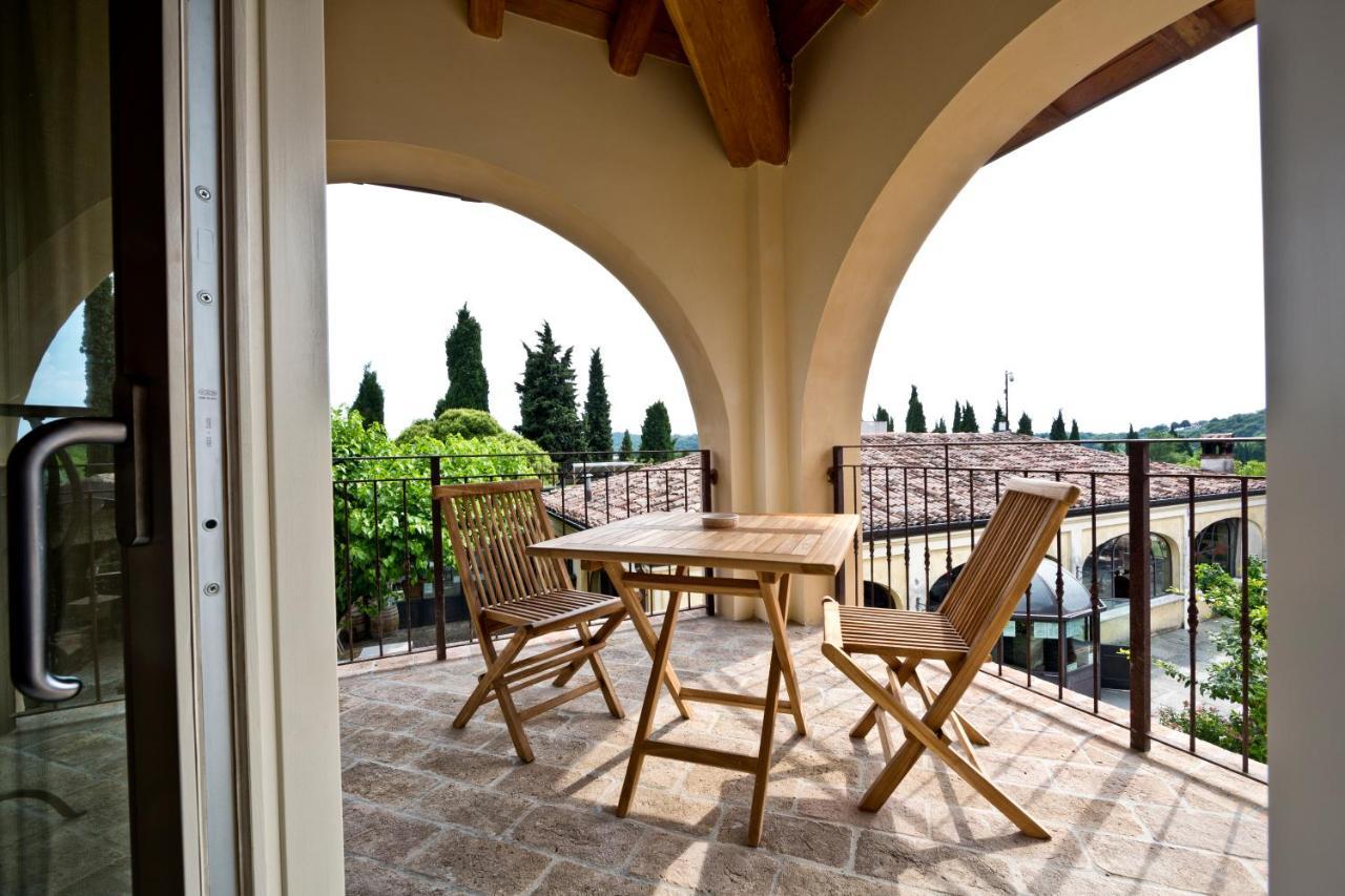 Agriturismo Pratello بادينغي سول غاردا المظهر الخارجي الصورة